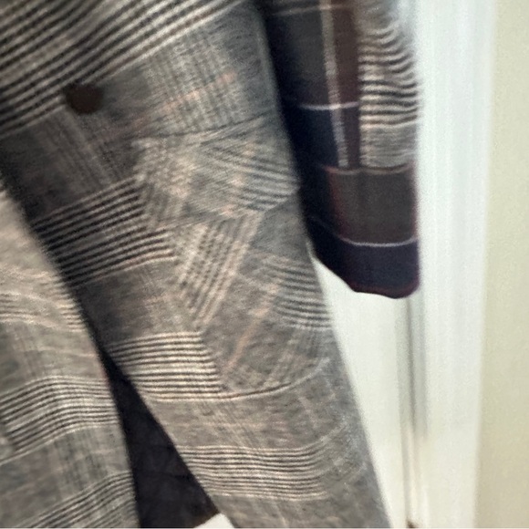 NVLT two tone plaid coat - Picture 7 of 8
